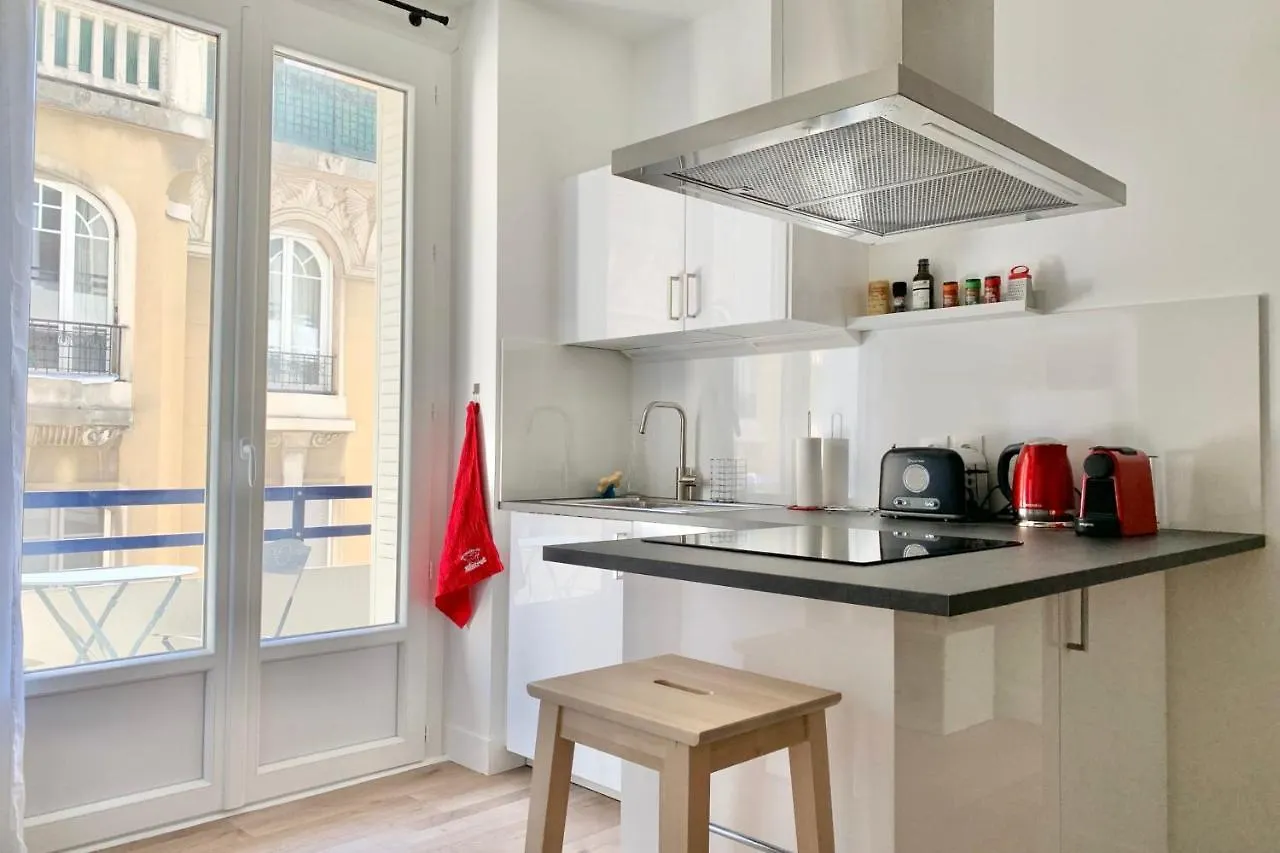 #Bt The Grenoblois Spacious T2 Cours Jean Jaures Grenoble